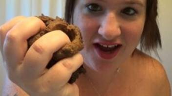 SamanthaStarfish – I Love To Eat My Poop